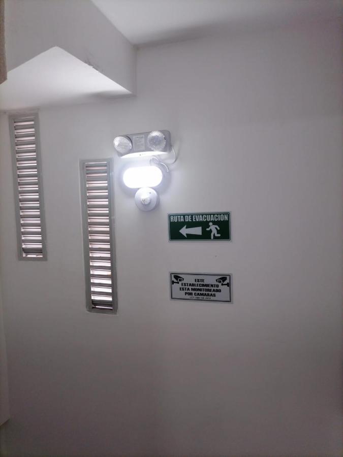 Hotel Media Luna Cúcuta Extérieur photo