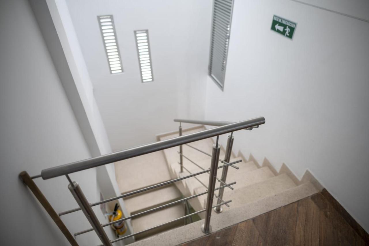 Hotel Media Luna Cúcuta Extérieur photo