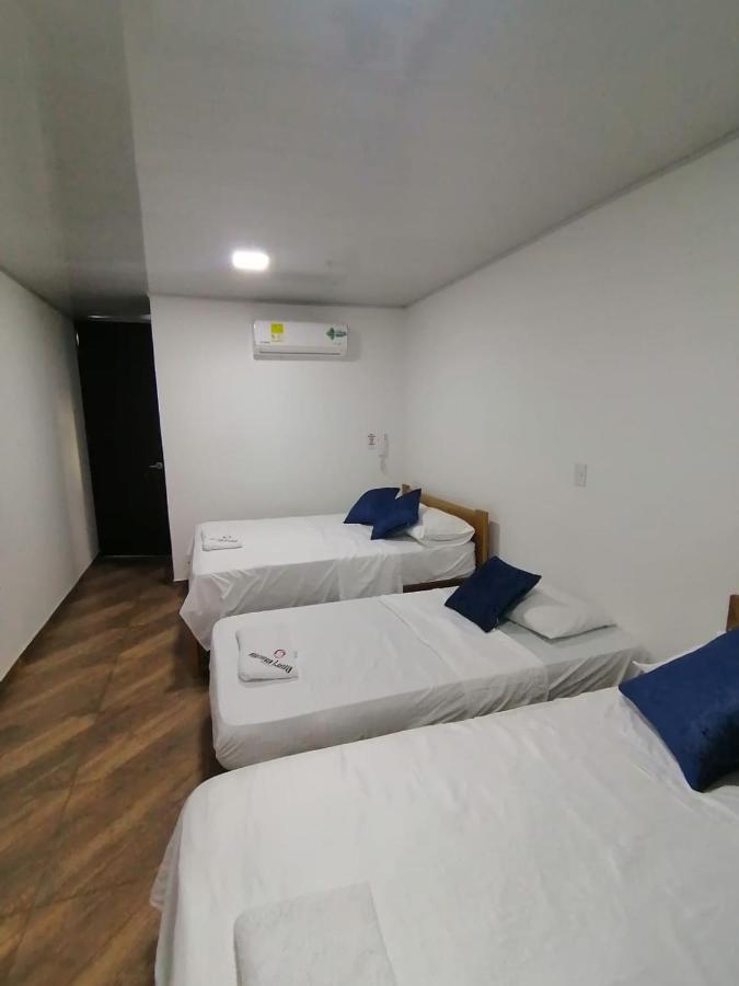 Hotel Media Luna Cúcuta Extérieur photo