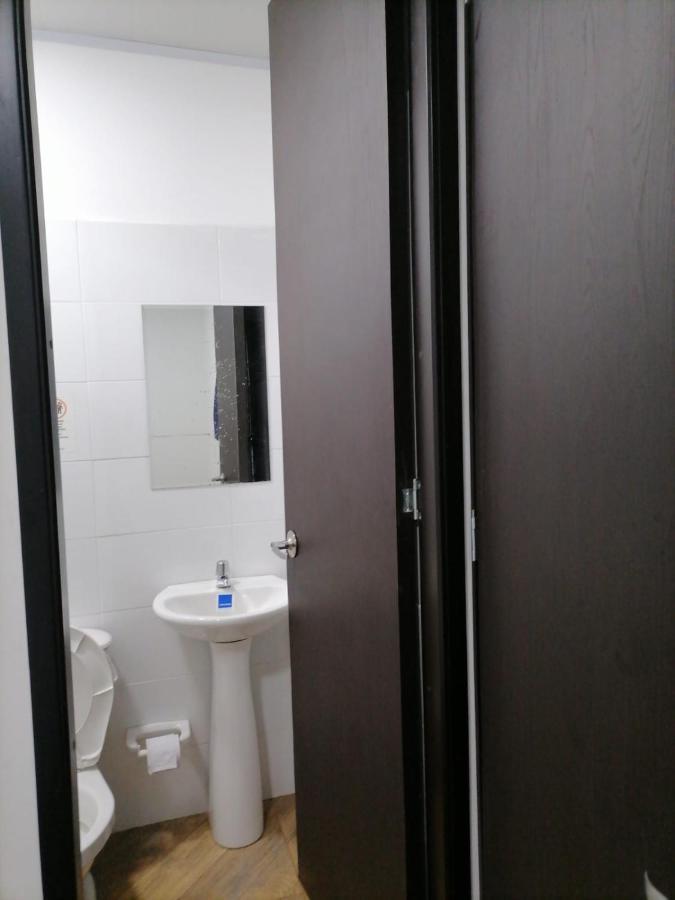 Hotel Media Luna Cúcuta Extérieur photo